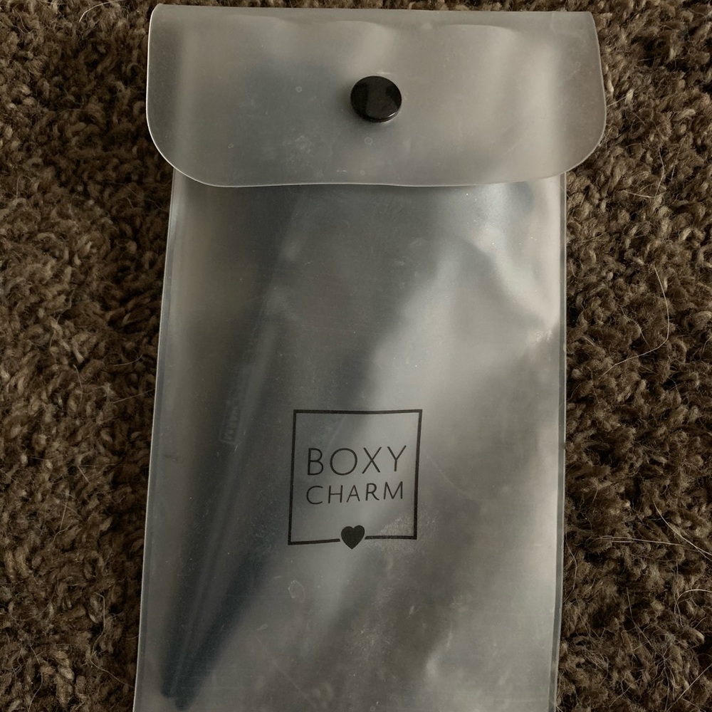BRAND NEW (NEVER USED) Boxy Charm face brushes